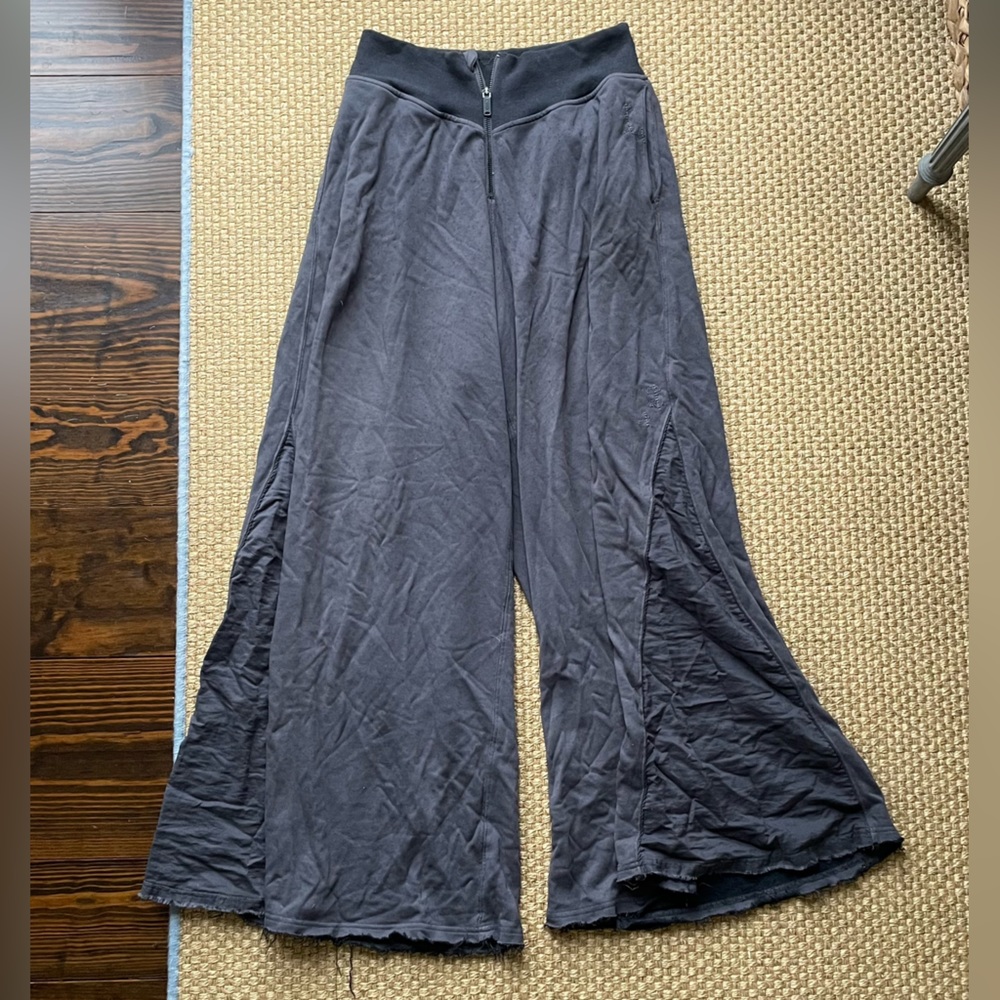 Super comfy bellbottom sweats